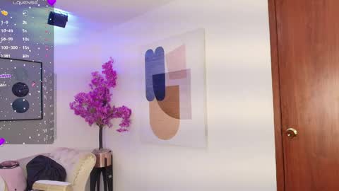 Kitty online show from 04/27/26, 12:36