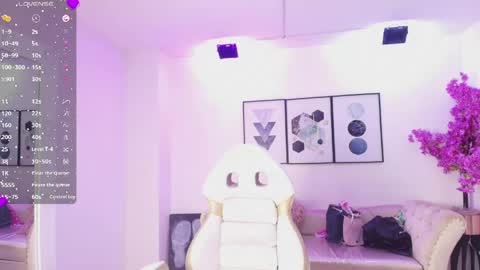Snapshot of kiitty__meow chatting on 05/21/26, 12:34 Kitty online show from 05/21/26, 12:34