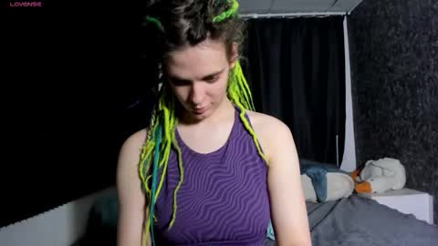 Kiki online show from 12/03/25, 10:24