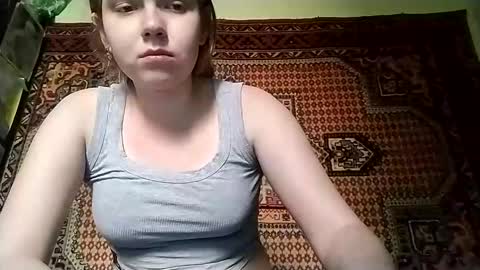 kikibang_ online show from 10/16/25, 08:15