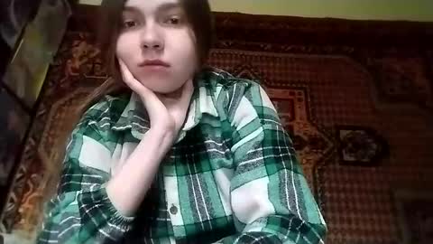 kikibang_ online show from 11/03/25, 08:15