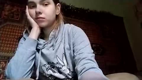 kikibang_ online show from 12/23/25, 08:34