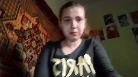 kikibang_ online show from 01/10/26, 09:22