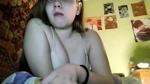 kikibang_ online show from 01/11/26, 07:41