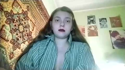 kikibang_ online show from 03/19/26, 08:35