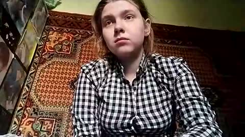 kikibang_ online show from 03/25/26, 09:37