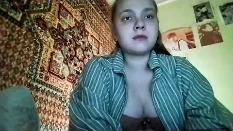 kikibang_ online show from 03/29/26, 07:25