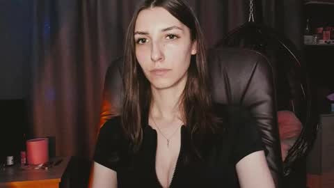 Snapshot of kikies_ chatting on 10/02/25, 11:56 Mika and Miranda online show from 10/02/25, 11:56