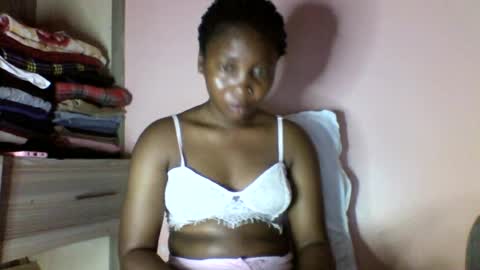 Snapshot of kikimocha chatting on 07/19/26, 06:00 kikimocha online show from 07/19/26, 06:00