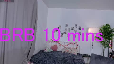 Snapshot of kikimoor chatting on 06/25/26, 05:23 Kiki online show from 06/25/26, 05:23