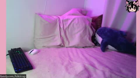 Kiki Trap online show from 12/28/24, 03:58