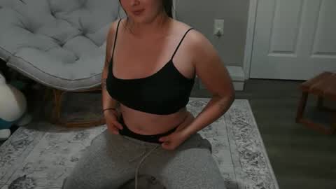 Snapshot of kikobby chatting on 11/05/25, 01:49 kikobby online show from 11/05/25, 01:49