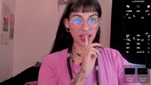 Bella online show from 03/31/26, 08:31