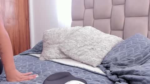 Ana      online show from 12/19/24, 02:46