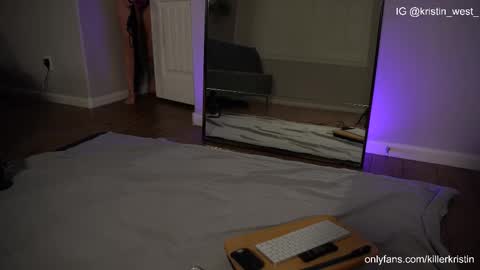 Kristin online show from 12/04/25, 06:12