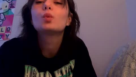 killerxkitty4 online show from 01/15/25, 12:41