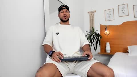 Kilua Muscle guy online show from 04/02/26, 07:11