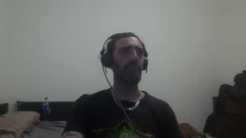 Snapshot of kilombito chatting on 11/22/25, 08:57 andres online show from 11/22/25, 08:57