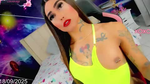 kylie anthonella online show from 09/18/25, 11:40