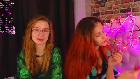 CatherineBarkJamieWallace online show from 11/24/25, 08:19