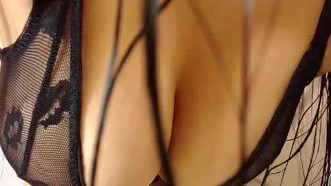 Mia  Kim online show from 02/02/26, 04:27