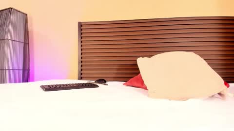 kim online show from 01/07/26, 08:11