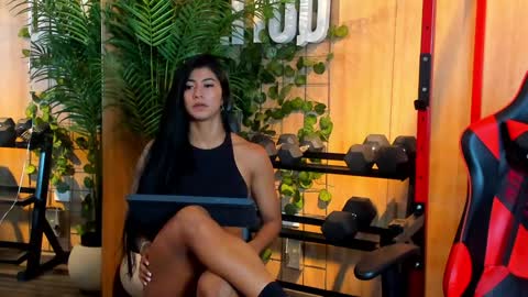 Kim online show from 01/04/25, 04:11