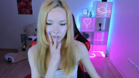 Snapshot of kim_boyd chatting on 01/29/25, 02:53 kim_boyd online show from 01/29/25, 02:53