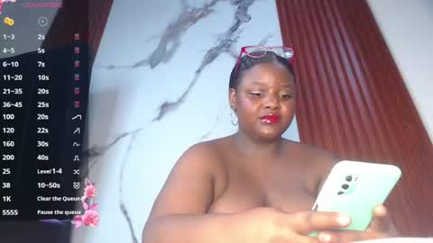 Snapshot of kim_brown2 chatting on 06/11/26, 02:53 Kim Follow me please online show from 06/11/26, 02:53