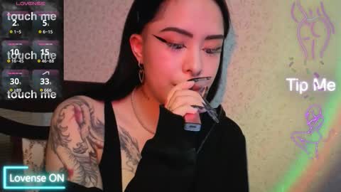 Kim online show from 02/10/26, 07:07