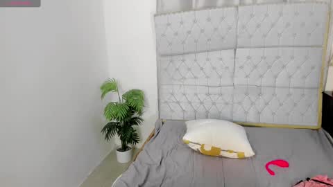 Kimmy online show from 02/09/25, 05:54