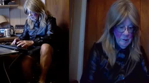 kim crossdresser     no nude room and clean chat only. online show from 09/25/25, 02:32