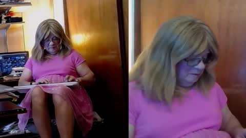 kim crossdresser     no nude room and clean chat only. online show from 03/10/26, 02:55