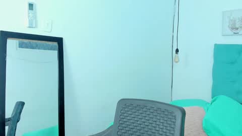 Snapshot of kim_eli chatting on 02/07/25, 02:19 kim_eli online show from 02/07/25, 02:19