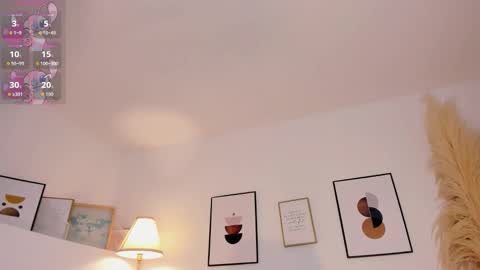 Snapshot of kim_ev chatting on 10/02/25, 05:03 Kim online show from 10/02/25, 05:03