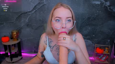 KIM online show from 12/06/24, 06:26