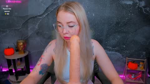 KIM online show from 12/13/24, 08:20