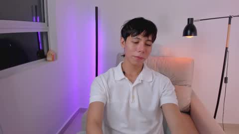 Snapshot of kim_lian2 chatting on 02/20/26, 01:46 Kim Lian online show from 02/20/26, 01:46