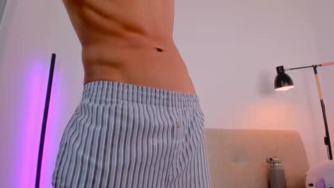 Snapshot of kim_lian2 chatting on 02/20/26, 06:26 Kim Lian online show from 02/20/26, 06:26