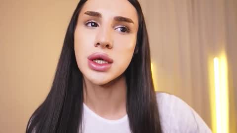 Kim Oberlin online show from 10/21/25, 11:33