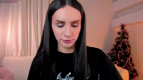 Kim Oberlin online show from 12/22/25, 04:15