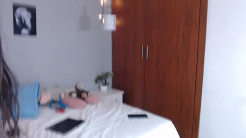 Kim  Yuk online show from 12/22/24, 04:59