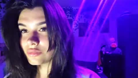 Snapshot of kimberelykeene chatting on 08/03/26, 06:11 Kessy online show from 08/03/26, 06:11