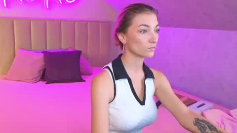 Snapshot of kimberlly_smith chatting on 06/30/26, 11:17 kimberlly_smith online show from 06/30/26, 11:17