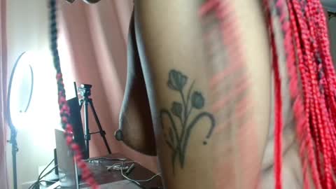 kimberly_blaze online show from 02/11/25, 03:18