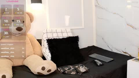 Snapshot of kimberly_diaz1 chatting on 02/14/26, 05:53 kimberly_diaz1 online show from 02/14/26, 05:53