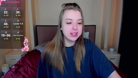 Snapshot of kimberly_mm chatting on 04/16/26, 06:03 kimberly_mm online show from 04/16/26, 06:03