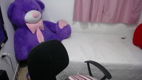 Kim online show from 11/13/25, 03:16