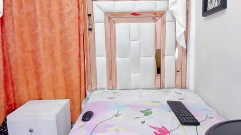        online show from 02/18/26, 03:24