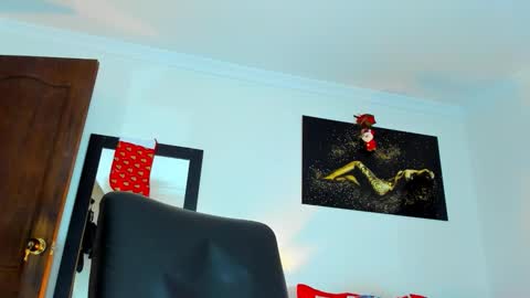 Kimberly Banks online show from 12/20/25, 01:07